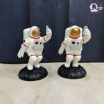 Cool Astronaut Selfie Mobile Stand TheQuirkyQuest